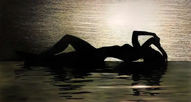 The ghost of a girl by the sea
